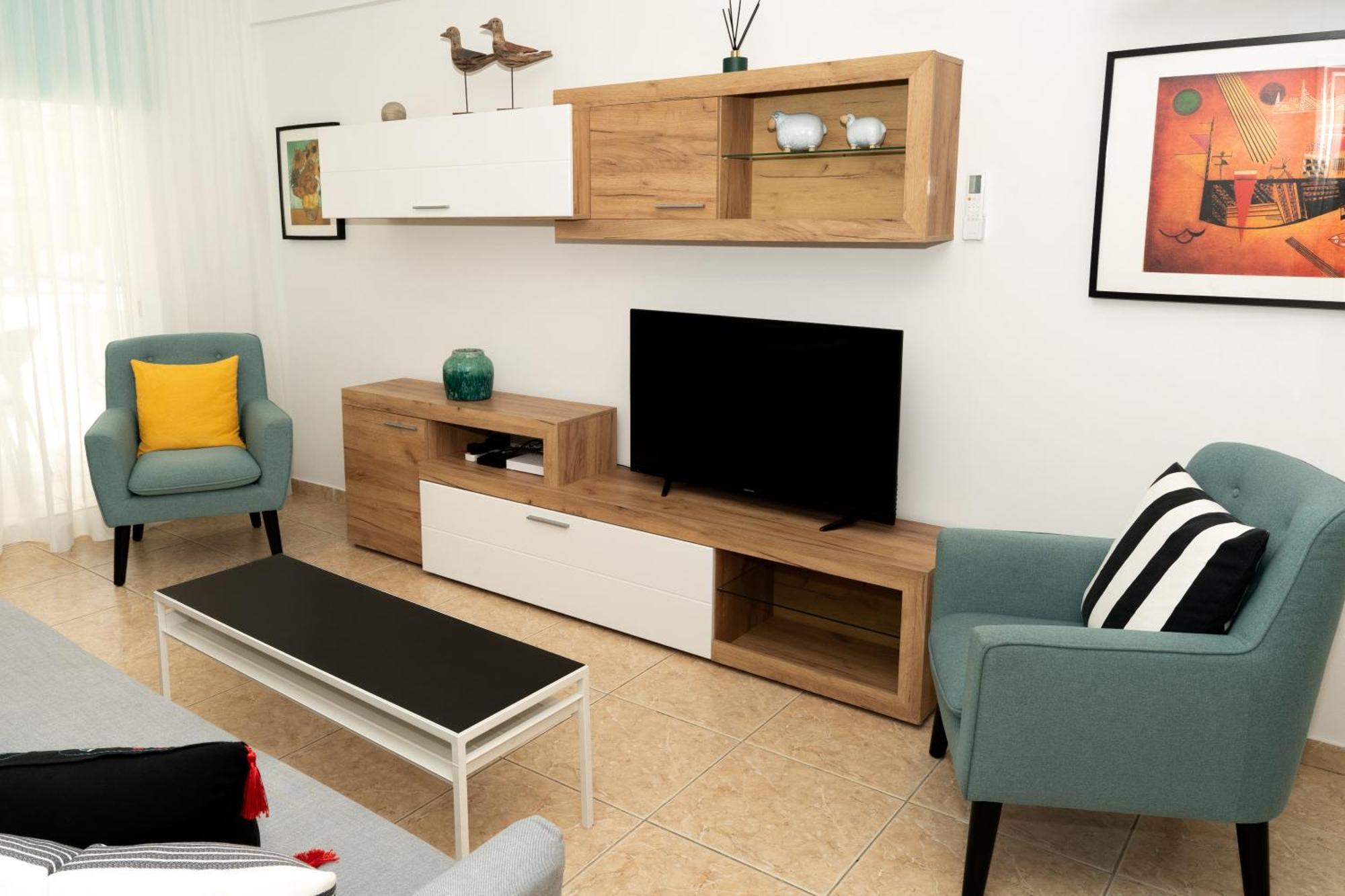 Olivia Mackenzie 2 Bedroom Flat With Pool Larnaca Eksteriør billede